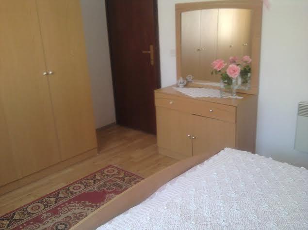 Hrastic Apartment